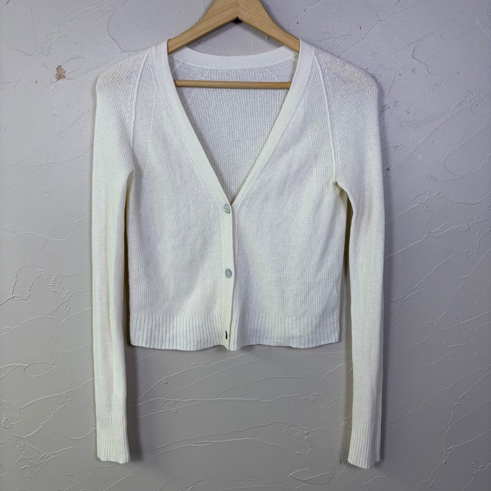 Vince Cardigan Sweater Womens XS White Ribbed Cashmere V Neck Minimalist Luxury